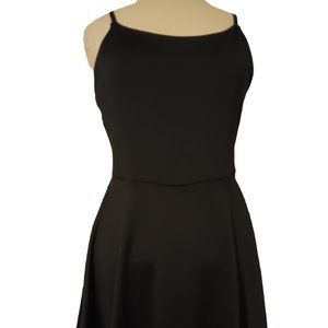 NWT women's Tin and Paisley Little Black Dress Stretchy SIze Medium